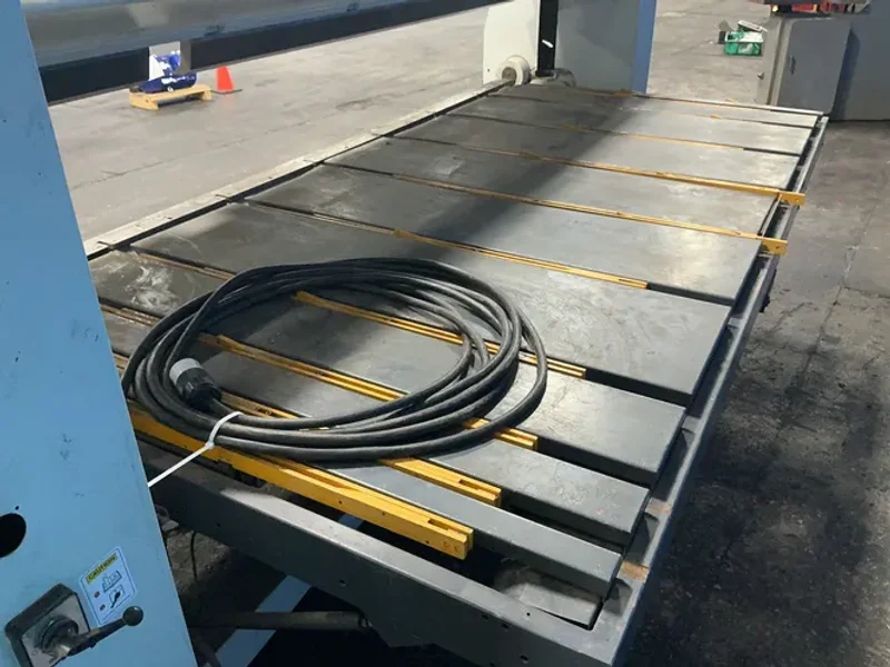 RAS REINHARDT MASCHINENBAU GMBH 63”X126” / 0.158” MAX MATERIAL THICKNESS CNC FOLDER  -  74.30
