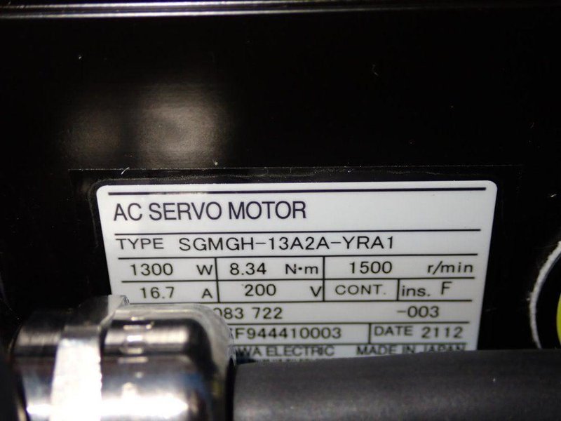 YASKAWA AC SERVO MOTOR  -  SGMGH-13A2A-YRA1