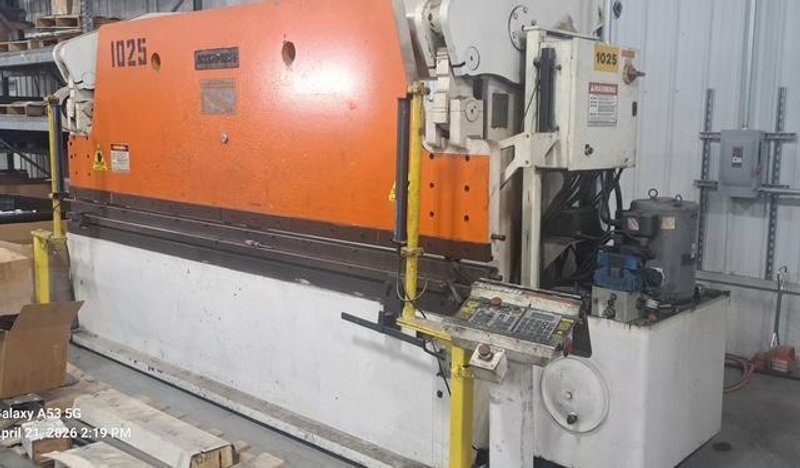 175 TON X 12' ACCURPRESS MODEL #717512 HYDRAULIC PRESS BRAKE 1998 : YOBRO 25771