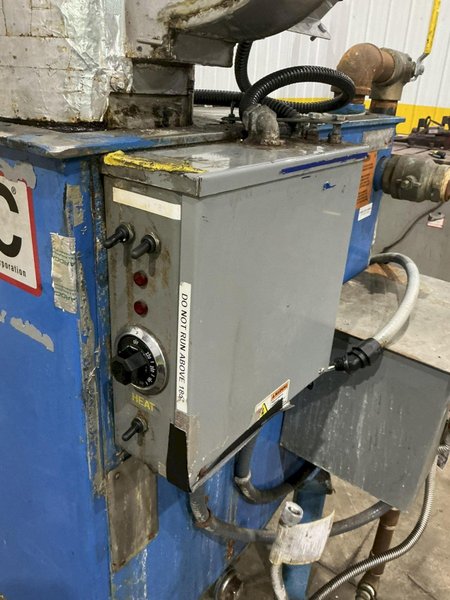 EQUIPMENT MANUFACTURING CORPORATION (EMC) WATER HEATER: YOBRO #24946