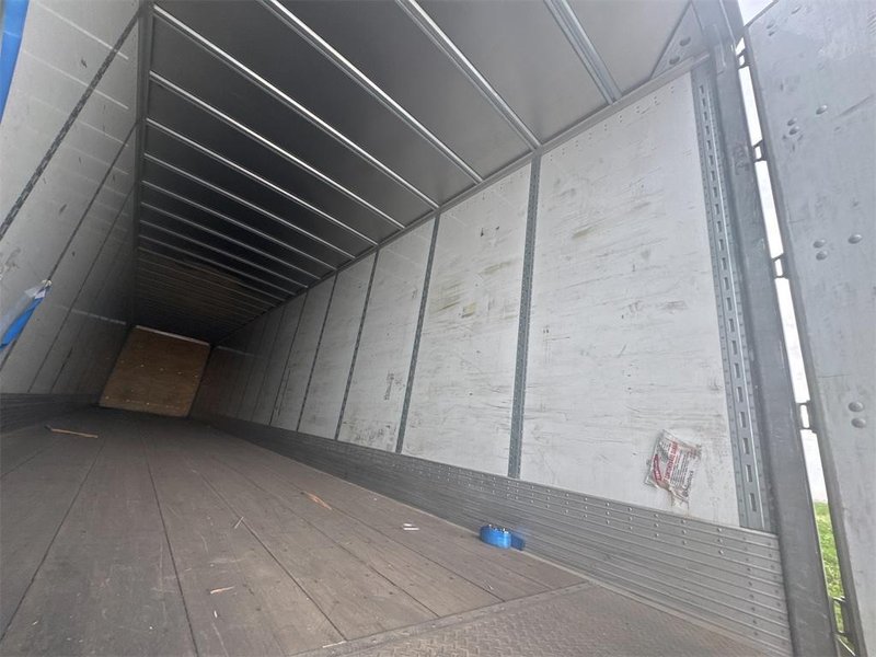 2019 Vanguard 53 x 102 5V8VC5324KT912538