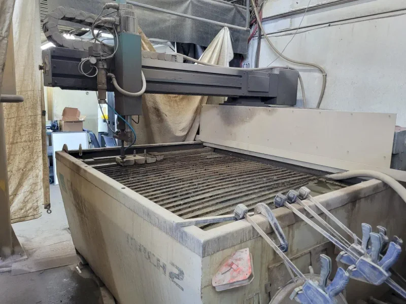 2009 FLOW MACH 2 1313B | Waterjet Cutters