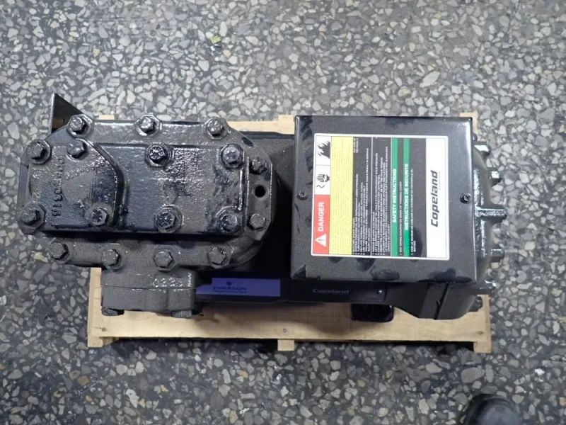 EMERSON REFRIGERATING COMPRESSOR  -  3DP3R12ME-TFD-800