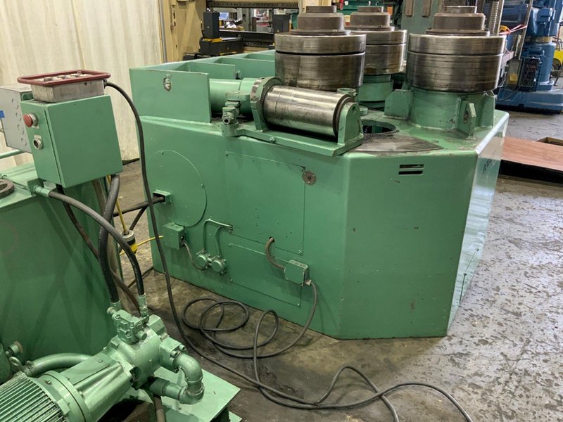 6"X 6" X 5/8" ROUNDO MODEL R6 ANGLE BENDING ROLL : STOCK #80903