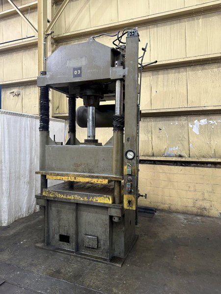 150 TON DAKE FOUR POST HYDRAULIC  PRESS STOCK #77801