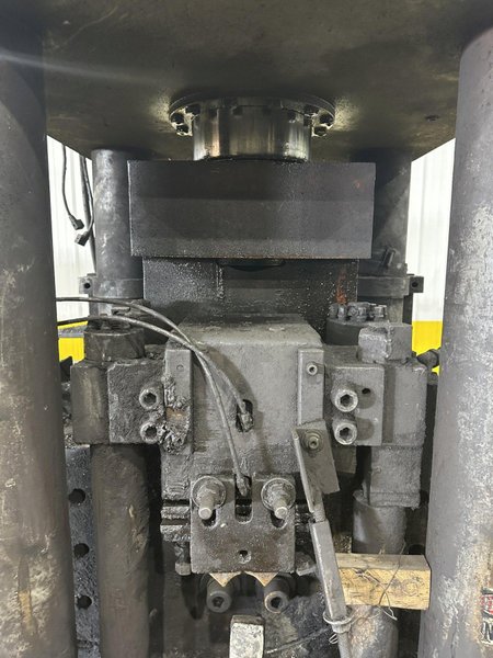 5" (530 TON) AMD MODEL #530-2230 AUTOMATIC HYDRAULIC BAR &amp; BILLET SHEAR OR HYRDRAULIC PRESS: STOCK #22660