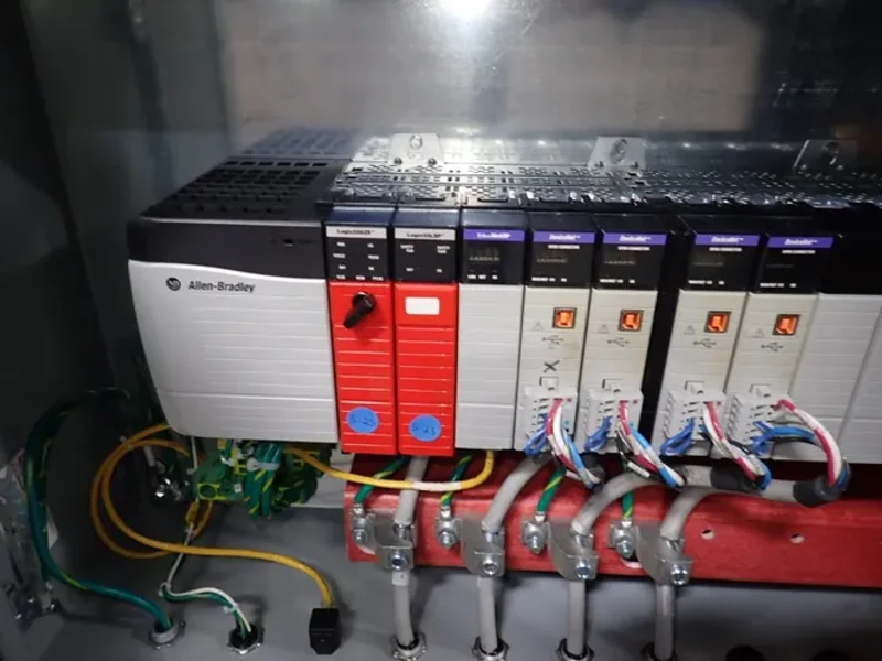 Allen Bradley Control Panel - 1000-10fhjlllllxxxxx