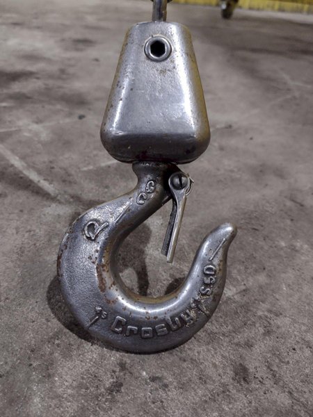 1/2 TON COFFING MODEL EC-1016-3 MOTORIZED POWER CHAIN HOIST: YOBRO #25041