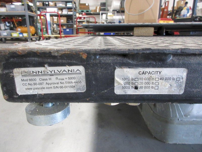 Pennsylvania 6600 Class III, 5000 lb Floor Scale with Model 7600 Digital Read Out and Drive on Ramp- Auction Item
