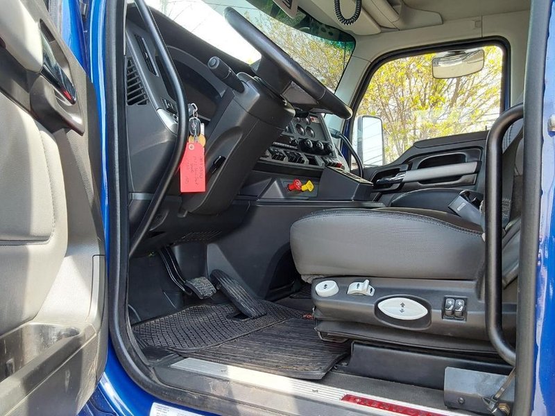 2024 Kenworth T880 1NKZX4TX8RJ331191