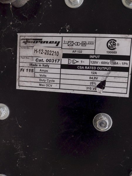 1/4&quot; FORNEY PLASMA CUTTER WITH BUILT IN AIR COMPRESSOR: YOBRO #24383