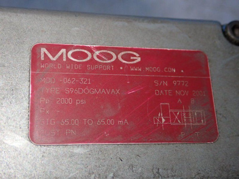 MOOG VALVE  -  062-321