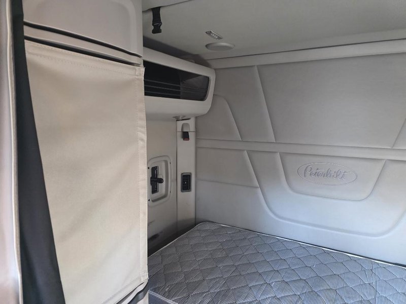 2022 Peterbilt 567 804177