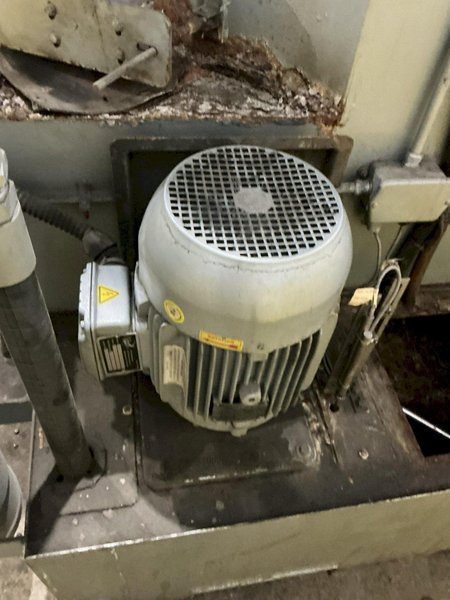 40" X 60" BETTER ENGINEERING MODEL #FRD4000LXP 3-STAGE HEATED PARTS WASHER: YOBRO #25050