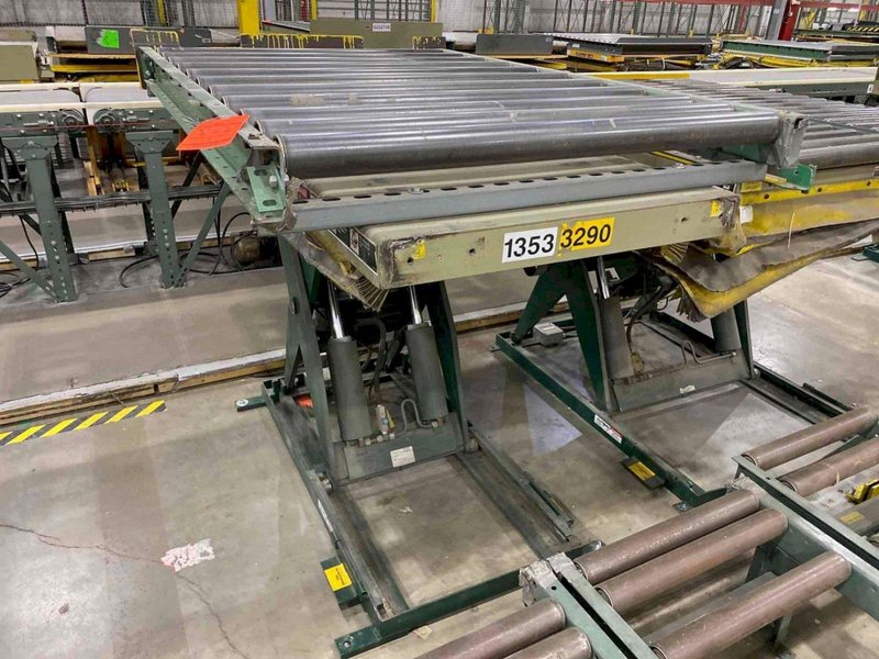 4000 LBS X 60" X 30" SOUTHWORTH MODEL #LS4-36 HYDRAULIC SCISSOR LIFT TABLE WITH ROLLER TOP, 110 VOLT: STOCK #20918