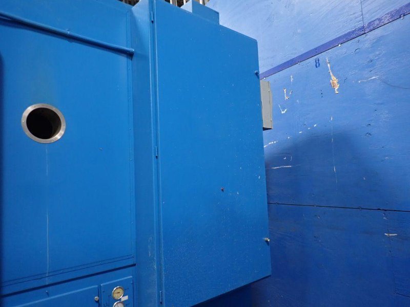 THERMOTRON ENVIRONMENTAL TEST CHAMBER  -  SX-64-705-705