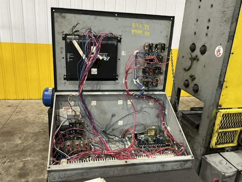 20 TON IOWA PRECISION MODEL #HP20T HUYDRAULIC CUTOFF PRESS with DIE ACCELERATOR AND BECK CONTROLS: YOBRO #25049