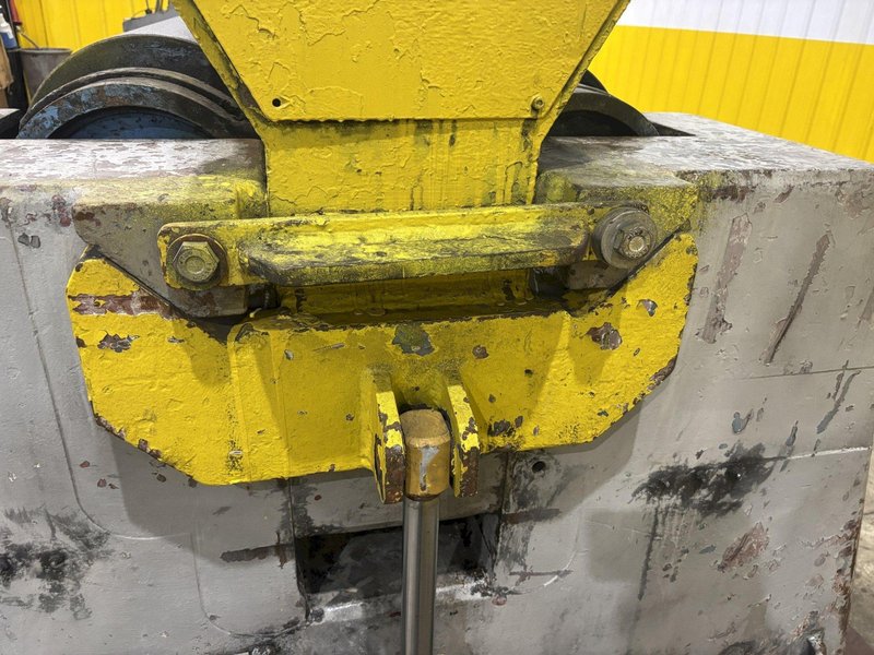 10' X 3/4" KUMLA PULLMAX MODEL #PV7H HYDRAULIC 3 ROLL PLATE ROLL: STOCK #22725