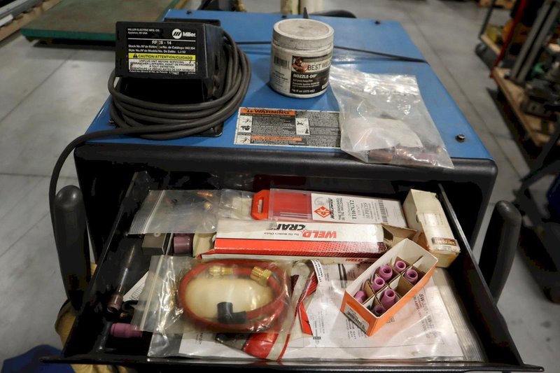 Miller Electric Syncrowave 250 DX Tig/Stick Welder, 200/230/460 V, Foot Control Package- Auction Item