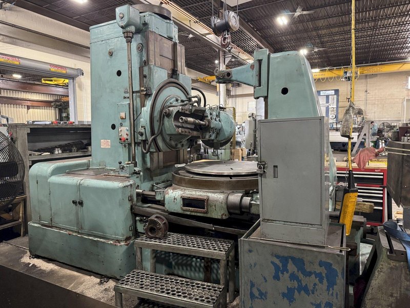 1600mm Tos F016 Vertical Gear Hobbing Machine