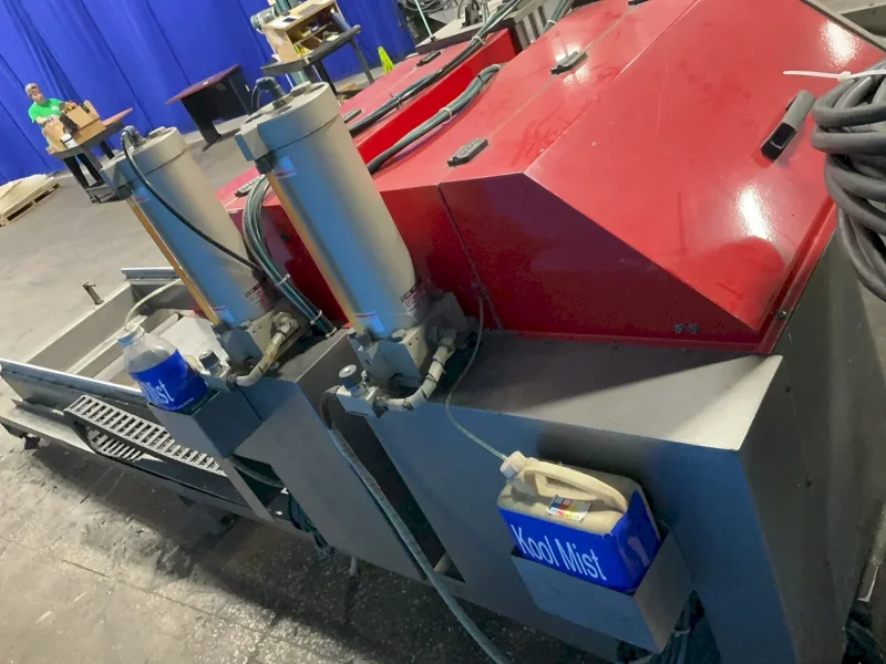 CARLSON SYSTEMS ENGINEERING 143” DOUBLE HEAD MITER SAW   -  DM5/009