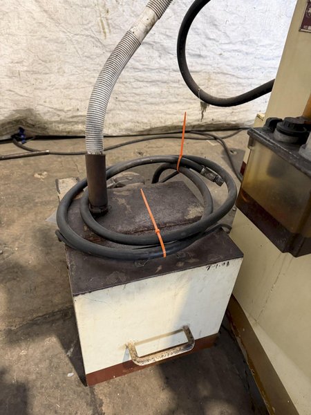 6" X 18" CHEVALIER FSG-2A618 HYDRAULIC AUTOMATIC SURFACE GRINDER. STOCK # 0116826