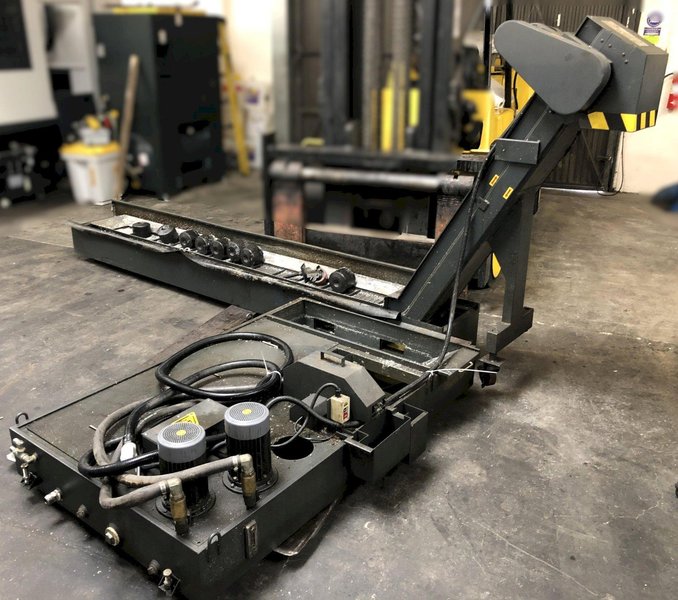 Akira Seiki SV1050 CNC 5-Axis Super Vertical Machining Center 2019 Chip Conveyor, With Detron GFA210 5-Axis Tilting Rotary Table