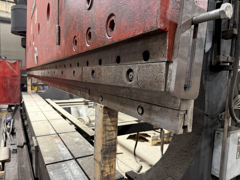 1250 TON X 20' CINCINNATI MODEL #1250HX16 HYDRAULIC PRESS BRAKE: YOBRO #25005