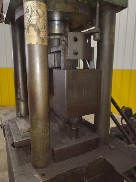 50 TON WA WHITNEY MODEL #664-138 HYDRAULIC 4 POST PRESS &amp; SHEAR: STOCK #22907