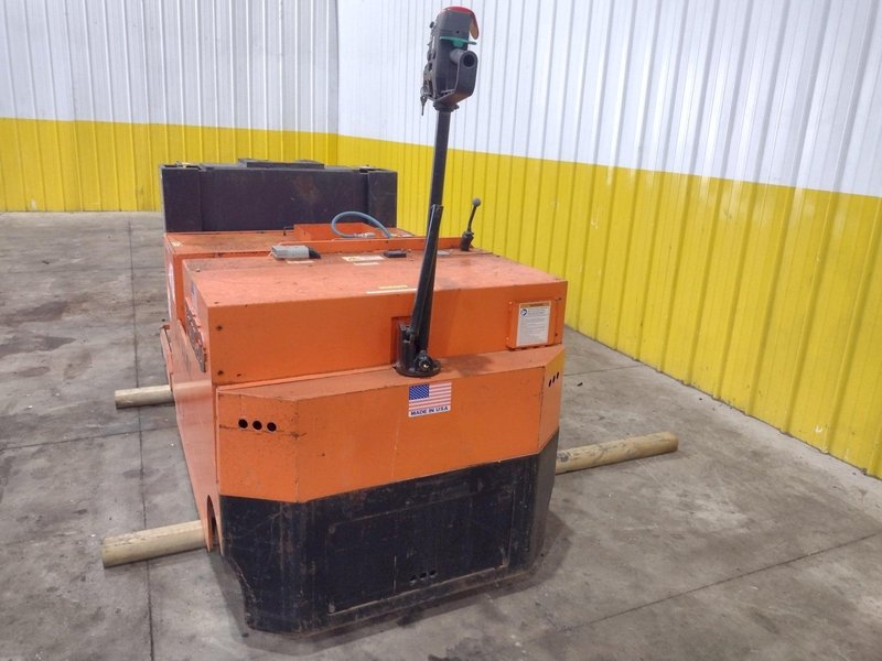 25,000 LBS RICO MODEL #R-LT-S-DD 24 VOLT ELECTRIC WALKIE-RIDE TOW LIFT TUGGER WITH PINTLE HITCH: YOBRO #25210