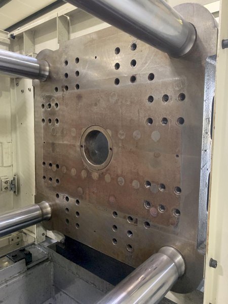 Nissei Used NEX2000-12E Injection Molding Machine, 121 ton, Yr. 2005, 2.6 oz.