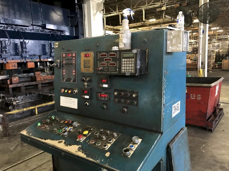 1250 TON x 60&quot; WIDE X .25&quot; X 50,000 LB NIAGARA PRESS BLANKING LINE WITH 2019 HERR VOSS LEVELER. STOCK # 0209123