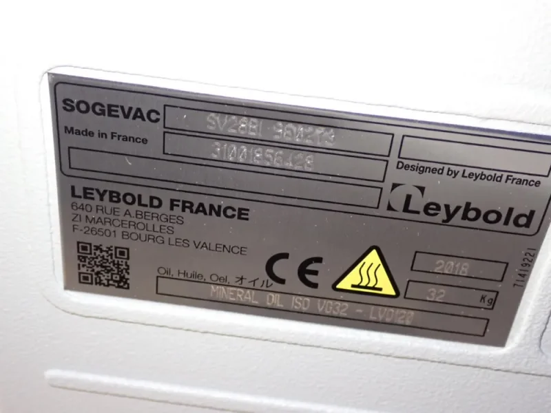 LEYBOLD 1.10 KW VACUUM PUMP  -  SV28BI 960273