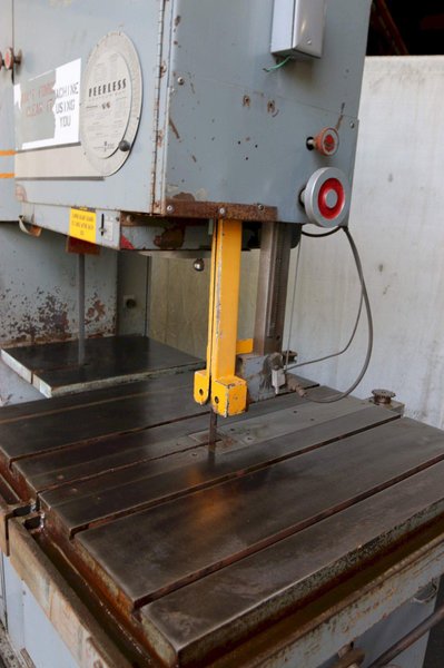 36" PEERLESS MODEL 3600 MH VERTICAL BANDSAW: STOCK #70549