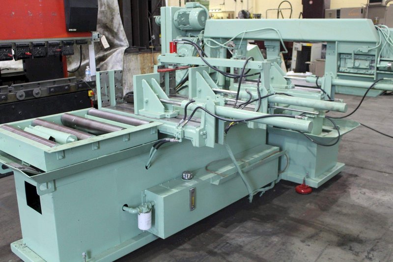 18" X 27" HYDMECH S-25A AUTO MITRE HORIZONTAL BANDSAW: STOCK #72194