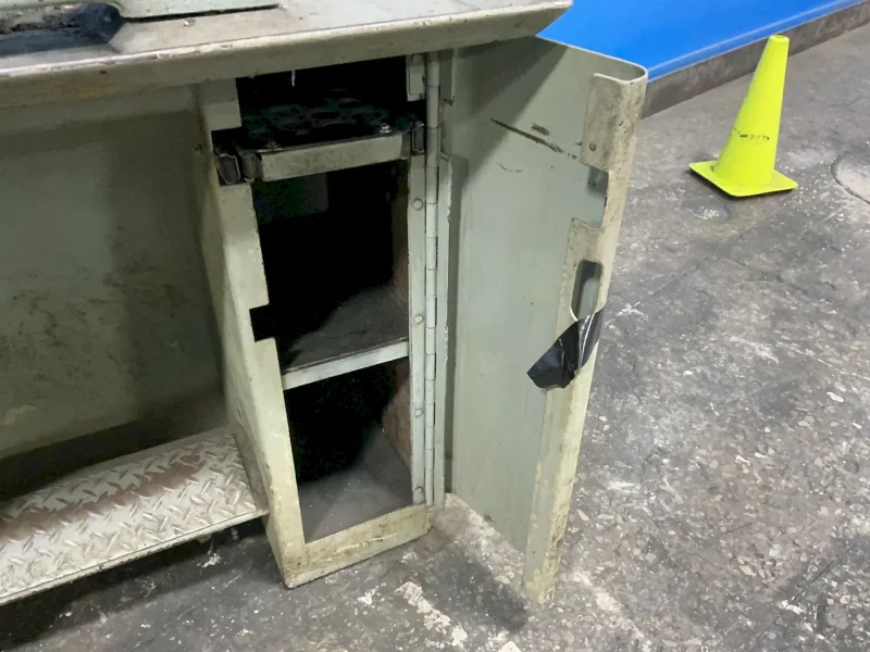 HARDINGE 9” X 26” LATHE  -  DSM59
