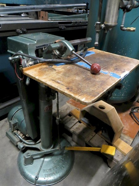 Newton Horizontal Borer Model B7