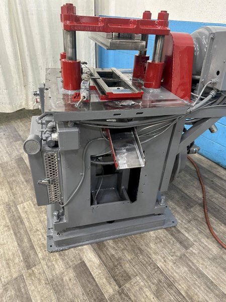 12 TON TISHKEN 4 POST CUTOFF PRESS: STOCK #78450