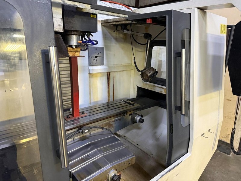 ATRUMP MODEL #A3-10H VERTICAL CNC MACHINING CENTER: YOBRO #25040