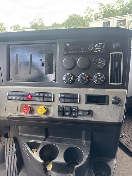 2021 Freightliner Cascadia (PT1260845) 3AKJHHDR2MSMW4378