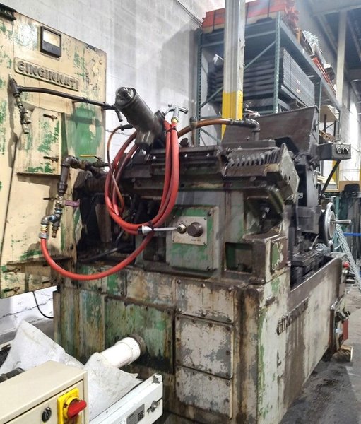 CINCINNATI #220-8 4.75" CENTERLESS GRINDER