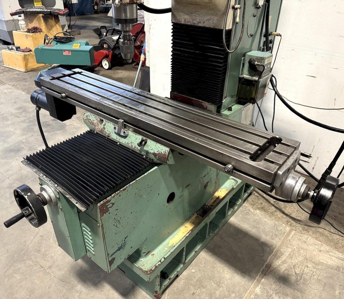 SWI TRAK CNC Vertical Mill DPME2, 3-Axis, Bed Type, Edge 3 Control, 2004