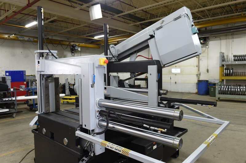 NEW 16"H x 25"W HYD-MECH MODEL M-16A AUTOMATIC HORIZONTAL PIVOT BAND SAW
