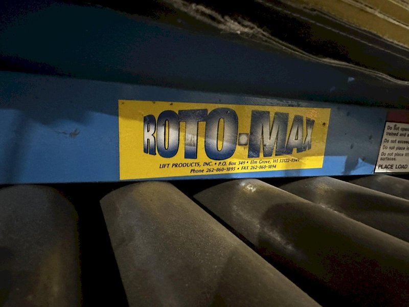 3,000 LBS X 48" X 48" ROTO-MAX HYDRAULIC SCISSOR LIFT TABLE W/ ROTARY LEWCO ROLLER CONVEYOR TOP, 110 VOLT: STOCK #20877