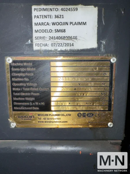 680 TON 101 OZ WOOJIN MODEL SM680 INJECTION MOLDING MACHINE MFG 2014