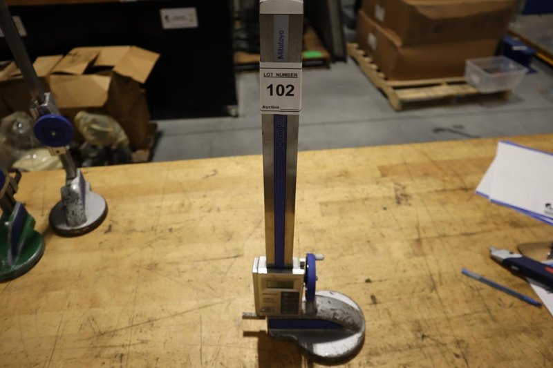 Mitutoyo HDS-H12"C Absolut Digimatic Height Gage- Auction Item