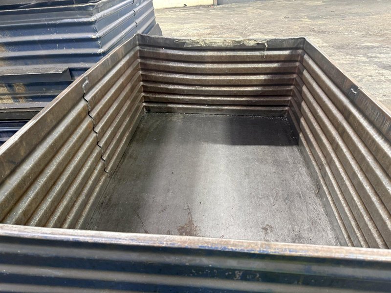 60" X 42" X 21" HIGH DROP BOTTOM CORRUGATED PARTS STORAGE BINS: YOBRO #24697