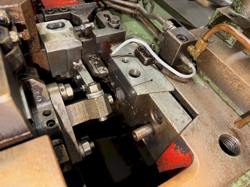 1/8" Carlo Salvi Model RF/SV High Speed DSSD Semi Tubular Rivet Header