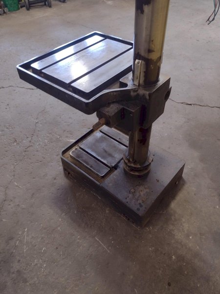 20&quot; JET MODEL #J-2223VS VARIABLE SPEED SINGLE SPINDLE DRILL: STOCK #16689