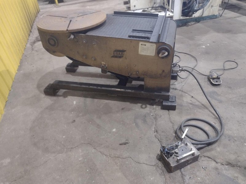 ESAB ADJUSTABLE TILT WELDING POSITIONER: YOBRO #25780